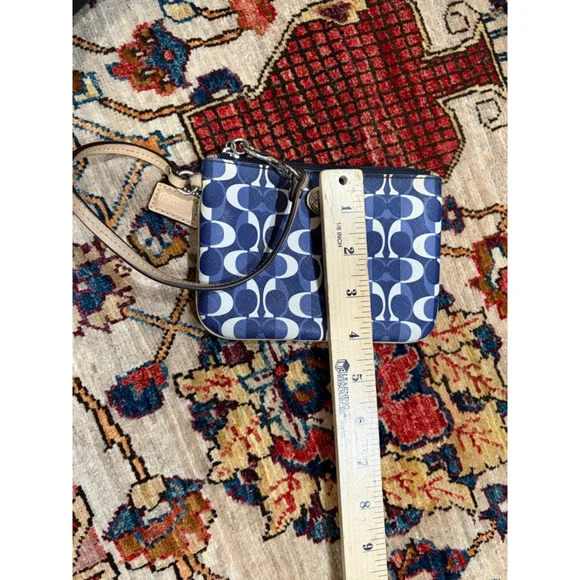 Coach Blue White Signature Op Art Wristlet Clutch Leather Trim - Picture 9 of 9